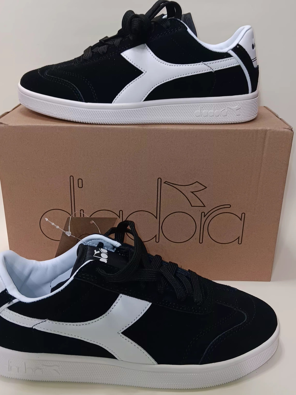 Diadora Black & White Women's Athletic Sneakers